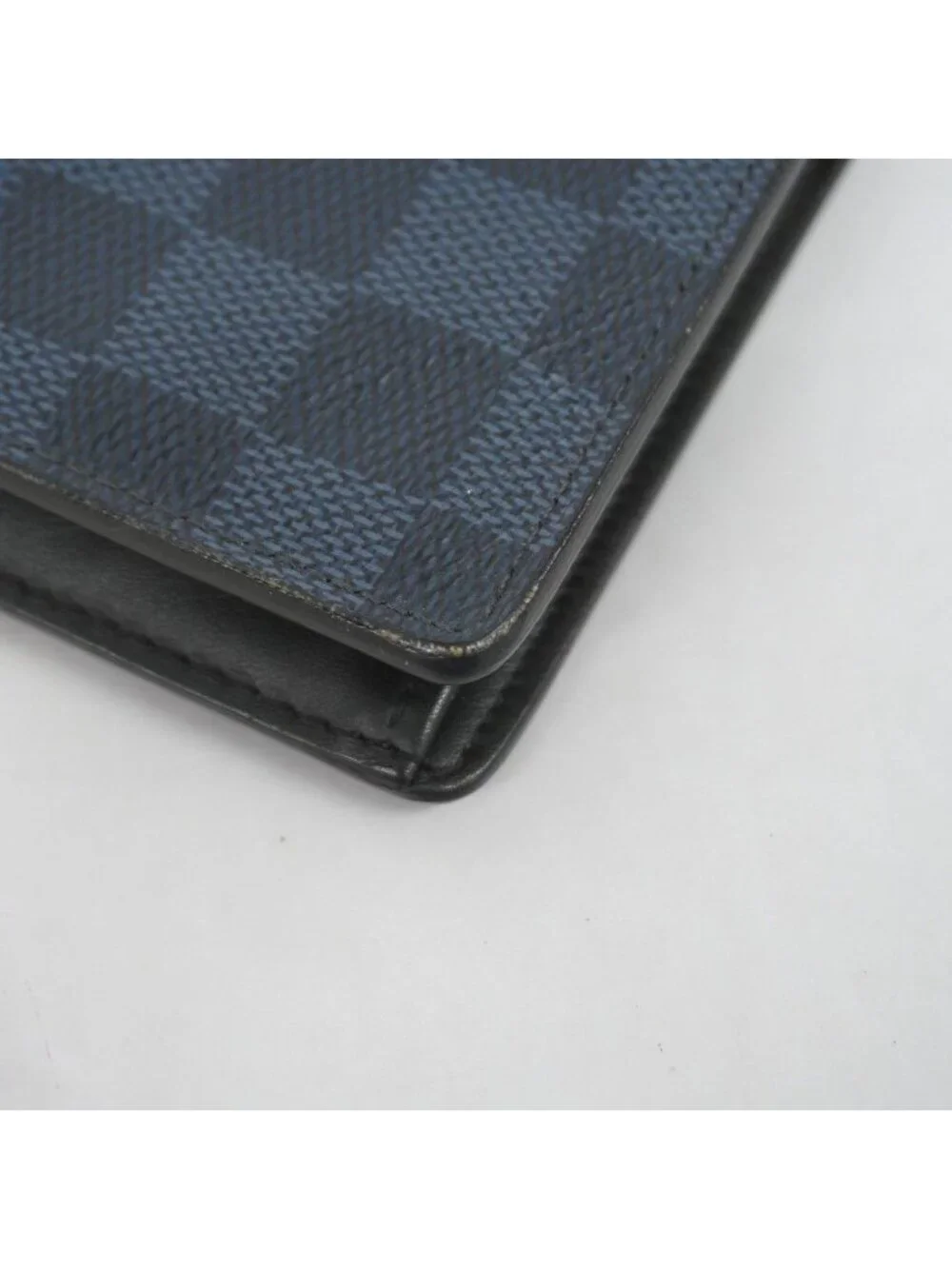 Louis Vuitton Wallet Damier Cobalt Portefeuille Brazza Navy Black